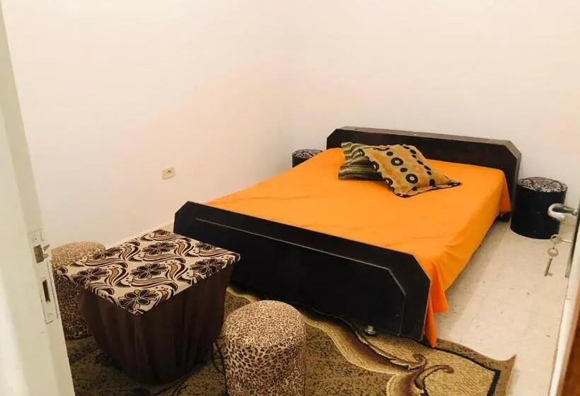استودیوی استاندارد, Auberge Alferdaous