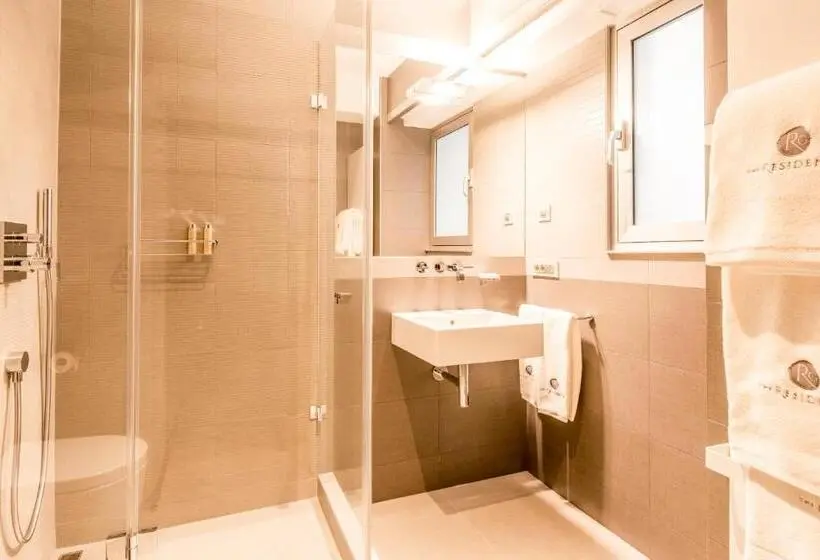 1 Bedroom Penthouse Apartment, The Residence Gare