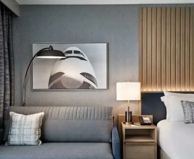 اتاق استاندارد با تخت بزرگ, Loews Kansas City