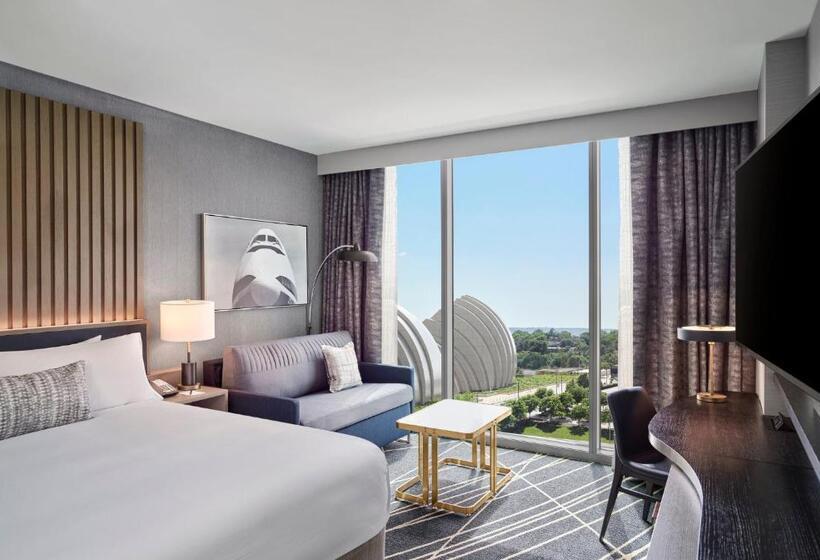 Номер Deluxe Кровать Кинг, Loews Kansas City
