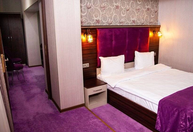 חדר משפחתי, Mildom Hotel Baku