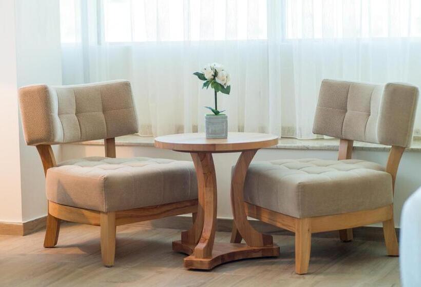 اتاق استاندارد با تخت بزرگ, Sidi Yahia