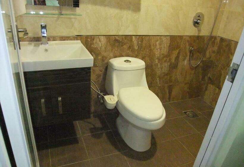 חדר דלוקס, Sunshine Inn