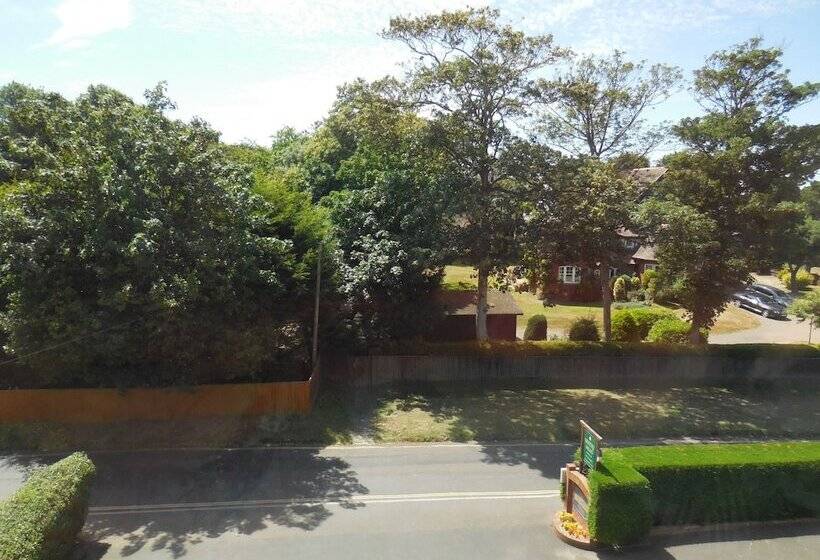 غرفة قياسية, Sentry Mead