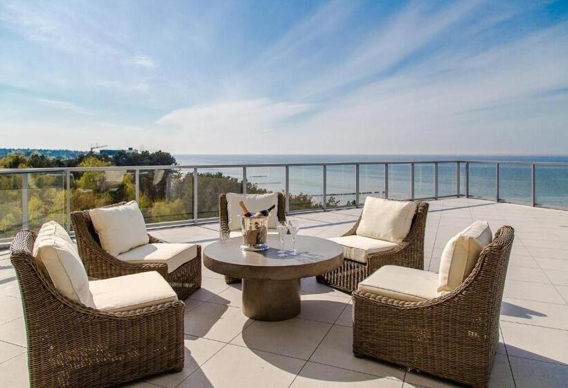Королевский Номер, Dune Resort Mielno   B