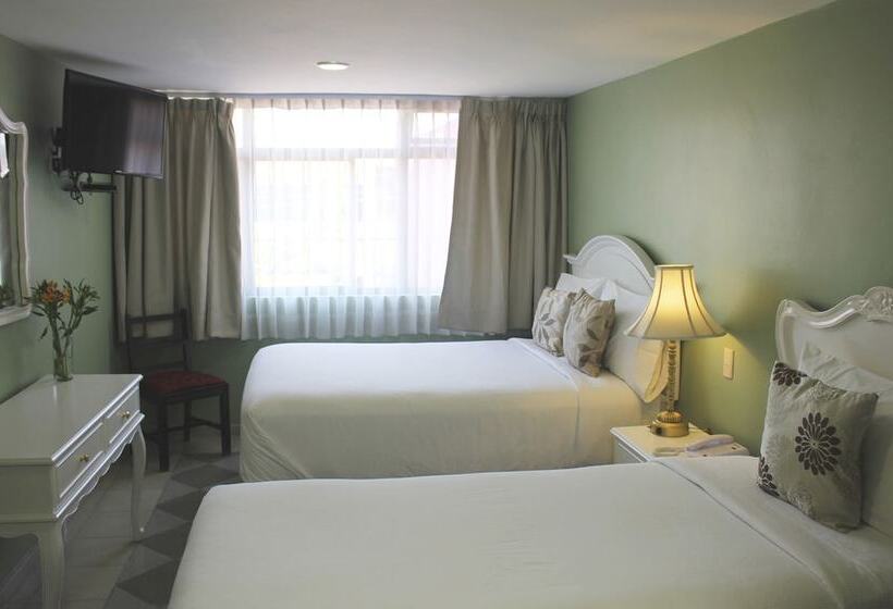 3 Bett Deluxe Zimmer, Entre Patios Hotel Boutique