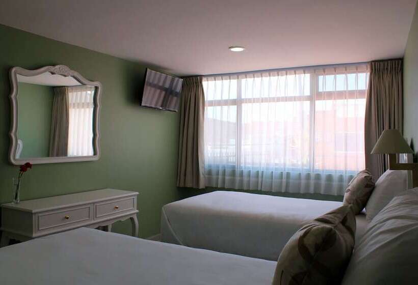 3 Bett Deluxe Zimmer, Entre Patios Hotel Boutique