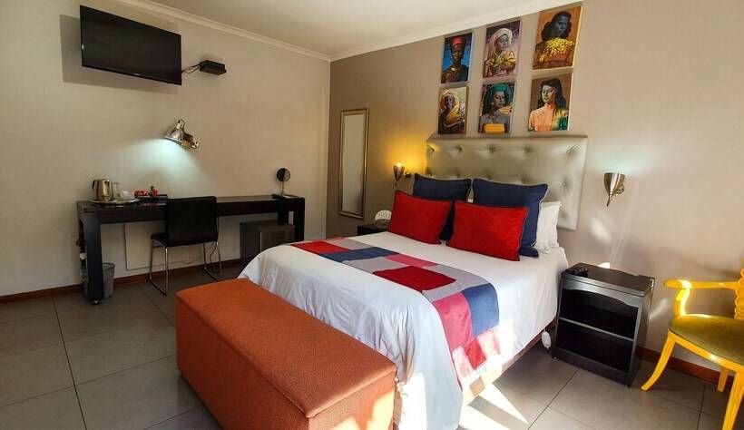 Номер Стандарт Внутренний, Yalla Yalla Boutique