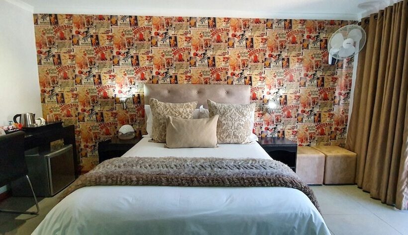 Номер Стандарт Внутренний, Yalla Yalla Boutique