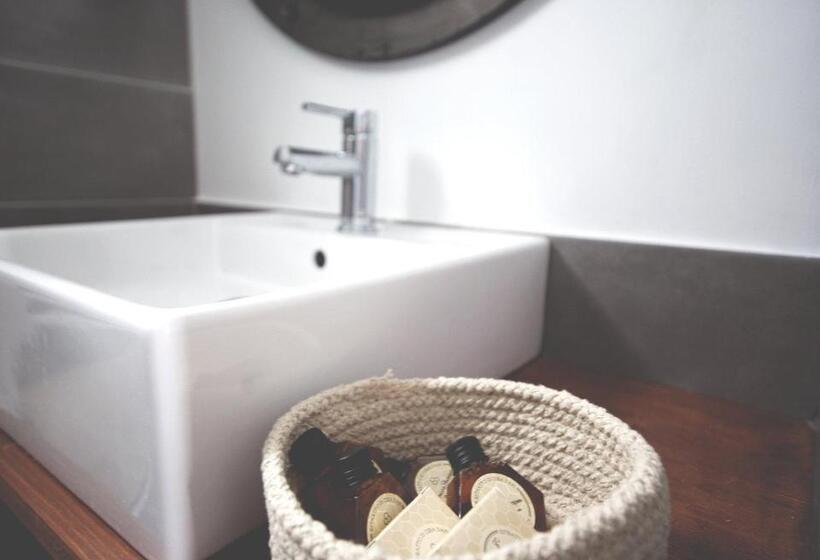 Номер Стандарт Вид на Сад, Maison D’hôtes Les Ajoncs