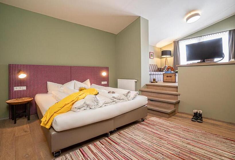 Comfort room with balcony, Pension Grünerhof