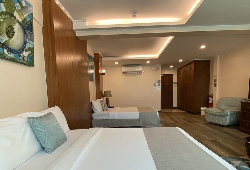 استودیو خانوادگی, The Lakeview Suites