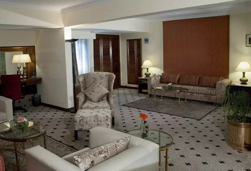 エクゼクティブスイート, Avari Lahore