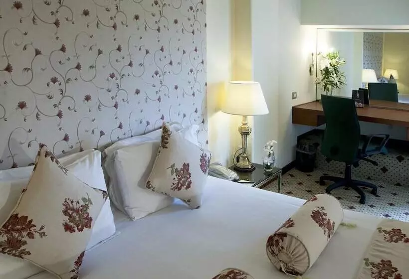 エクゼクティブスイート, Avari Lahore