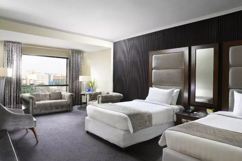 اتاق اجرایی, Four Points By Sheraton Lahore
