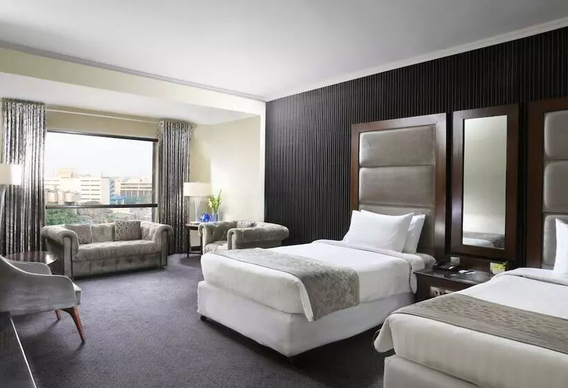 اتاق اجرایی, Four Points By Sheraton Lahore