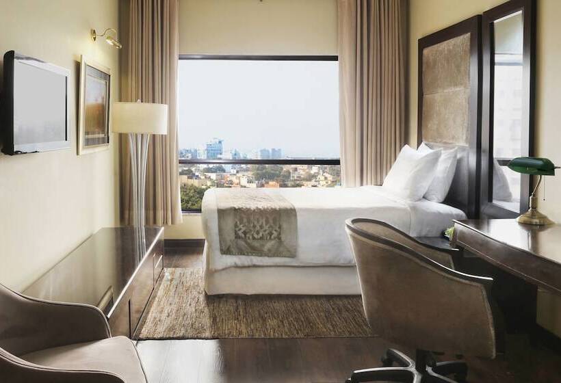 اتاق کلاسیک با تخت دوبل, Four Points By Sheraton Lahore