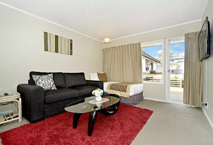 ２ベッドルームアパートメント, Takapuna Motor Lodge