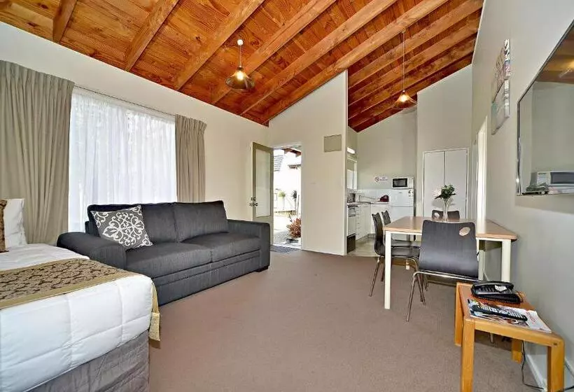 １ベッドルームアパートメント, Takapuna Motor Lodge