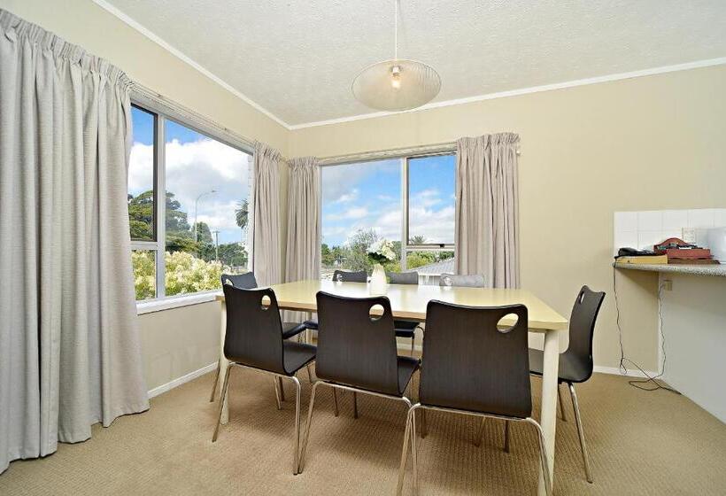 침실 3개 아파트, Takapuna Motor Lodge