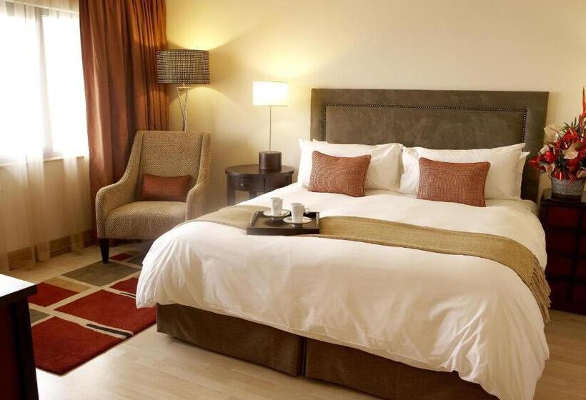 اتاق استاندارد با چشم‌انداز شهر, The Federal Palace Hotel & Casino