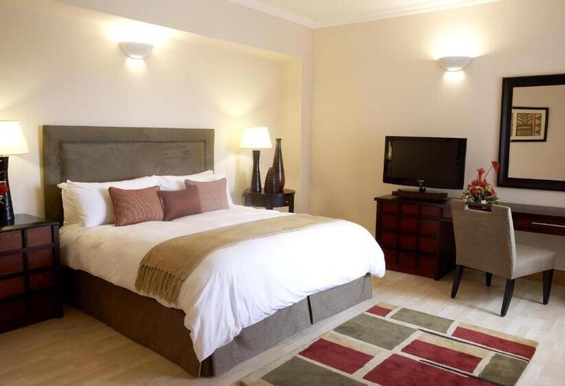 سوئیت با تخت بزرگ, The Federal Palace Hotel & Casino