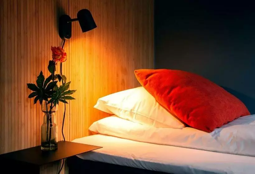 اتاق استاندارد یک نفره, Narvik Hotel Wivel