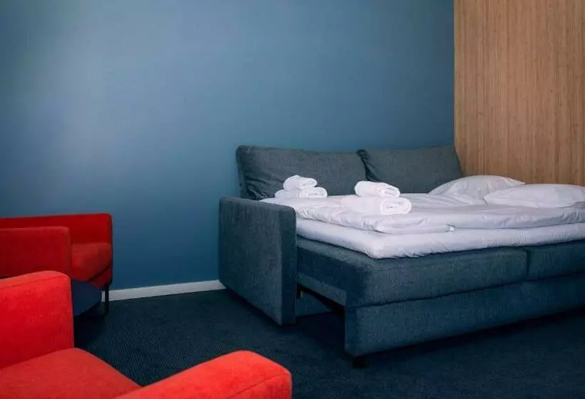 اتاق خانوادگی, Narvik Hotel Wivel