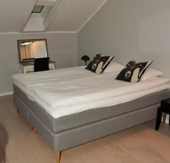اتاق اکونومی, Narvik Hotel Wivel