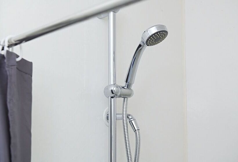 １ベッドルームアパートメント, Roselands Motel