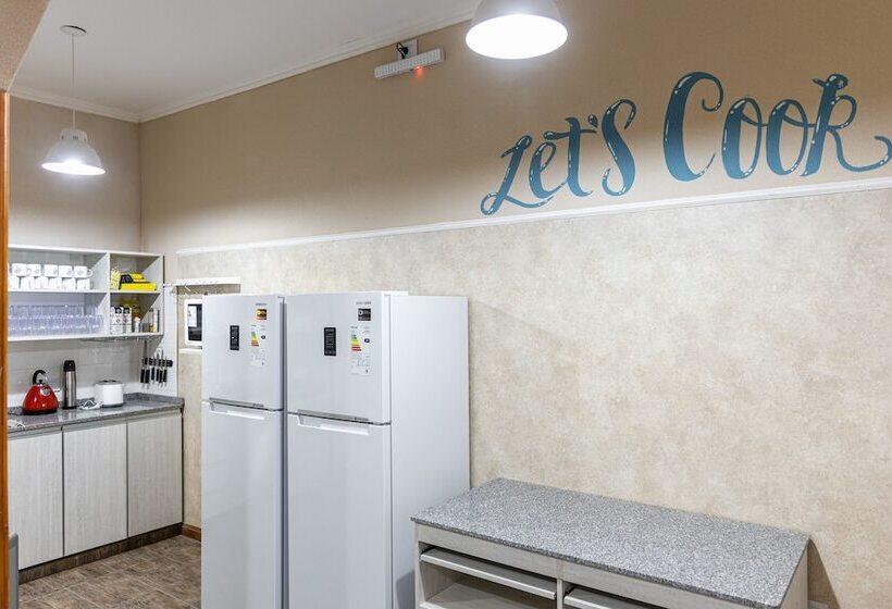 اتاق استاندارد با سرویس بهداشتی مشترک, Che Juan Hostel Ba