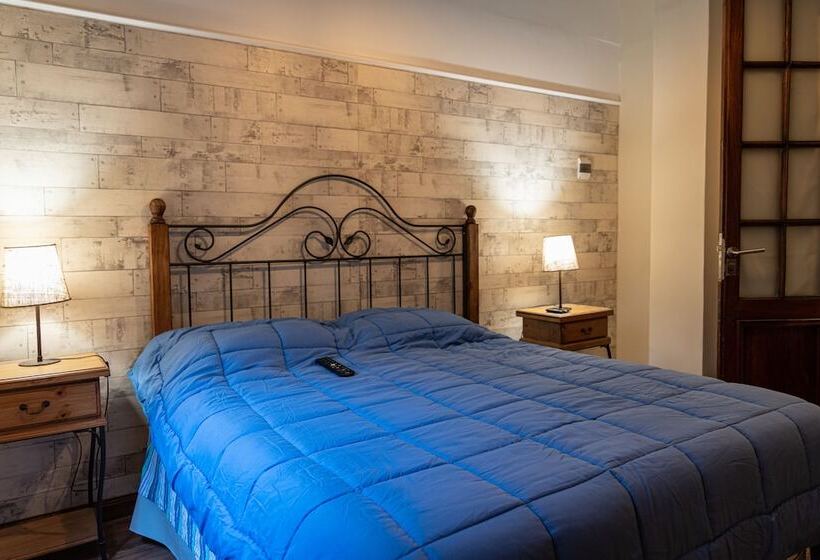 اتاق استاندارد با سرویس بهداشتی مشترک, Che Juan Hostel Ba