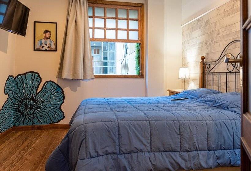 اتاق استاندارد با سرویس بهداشتی مشترک, Che Juan Hostel Ba