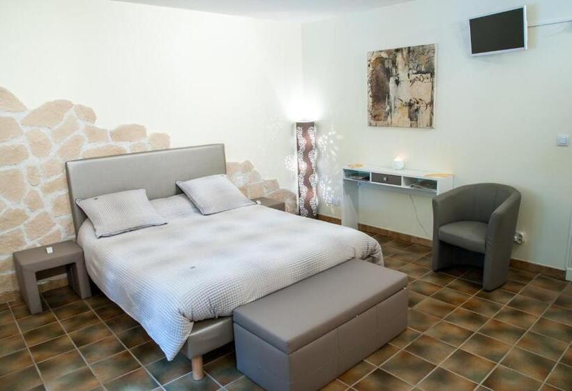 Номер Стандарт с Гидромассажем, Domaine De Bailheron