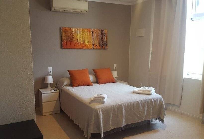 اتاق استاندارد با تخت دوبل, Castellverd