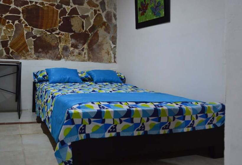 اتاق استاندارد, Bacano Hostel