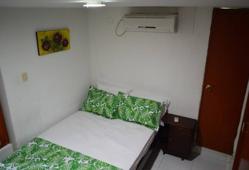 اتاق استاندارد, Bacano Hostel