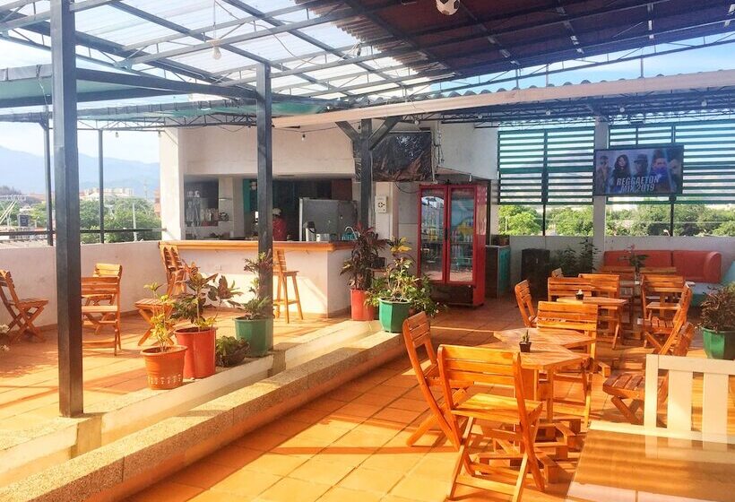 اتاق خانوادگی, Bacano Hostel