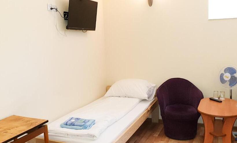 اتاق استاندارد یک نفره, Etna   Hostel  Noclegi Rzeszów