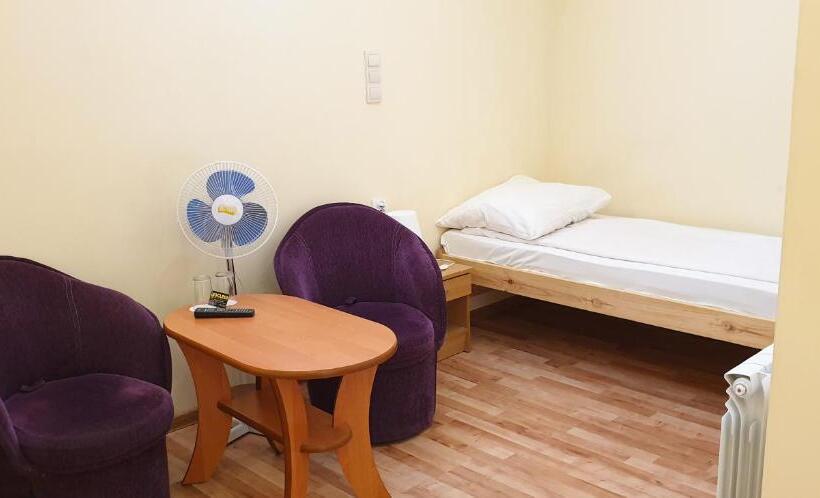 Номер Стандарт Индивидуальный, Etna   Hostel  Noclegi Rzeszów