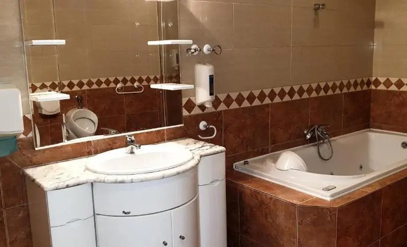اتاق لوکس, Etna   Hostel  Noclegi Rzeszów