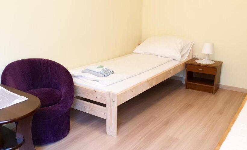 Номер Стандарт Совместная Ванная, Etna   Hostel  Noclegi Rzeszów