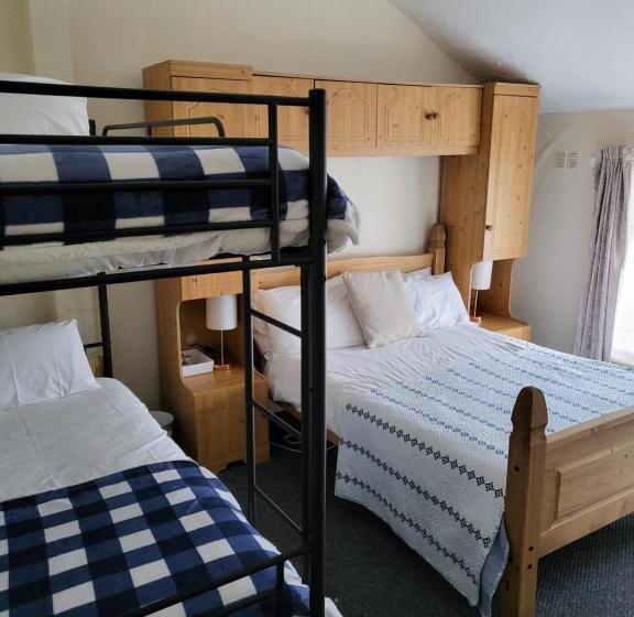 スタンダード４人部屋, Talbot House