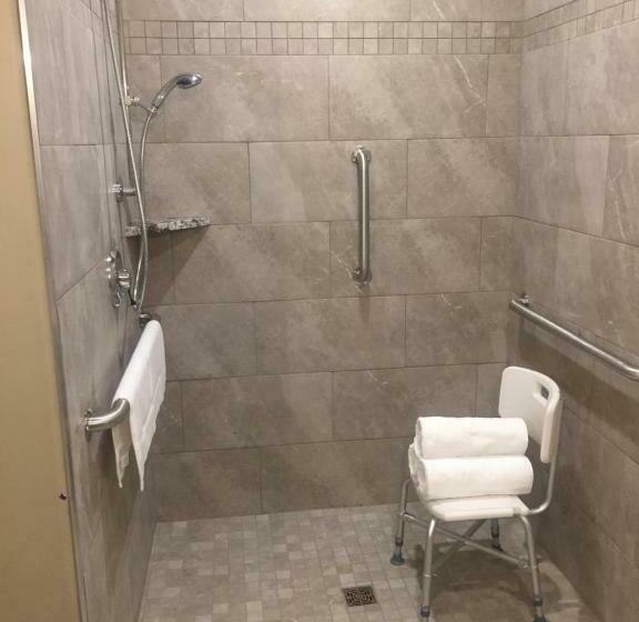 غرفة قياسية سرير كينج لذوى الإحتياجات الخاصة, Canyon Country Lodge