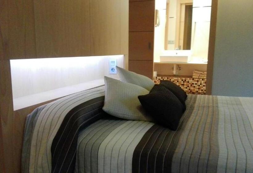 Standard Studio, Pr Albeitaría