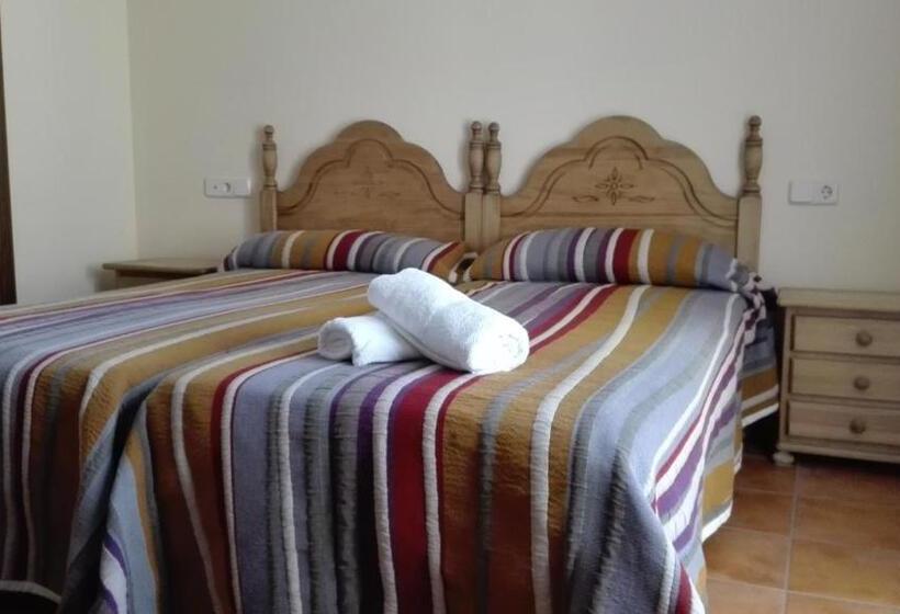 غرفة قياسية, Hostal La Vega