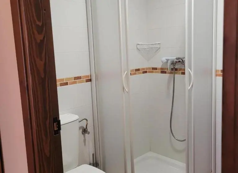 スタンダードトリプルルーム, Hostal La Vega