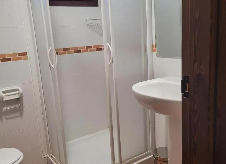 ４ベッドルームクラシックタイプ, Hostal La Vega