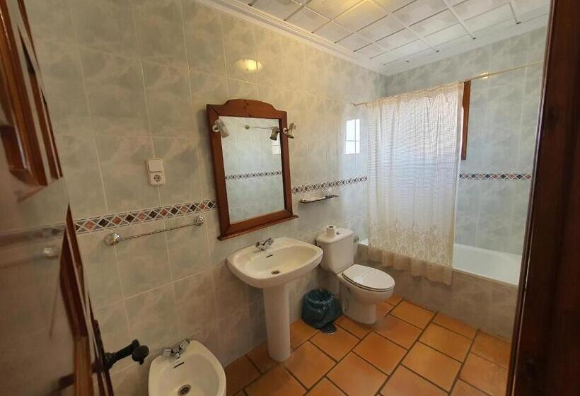 Номер Стандарт, Restaurante Venta Tomas