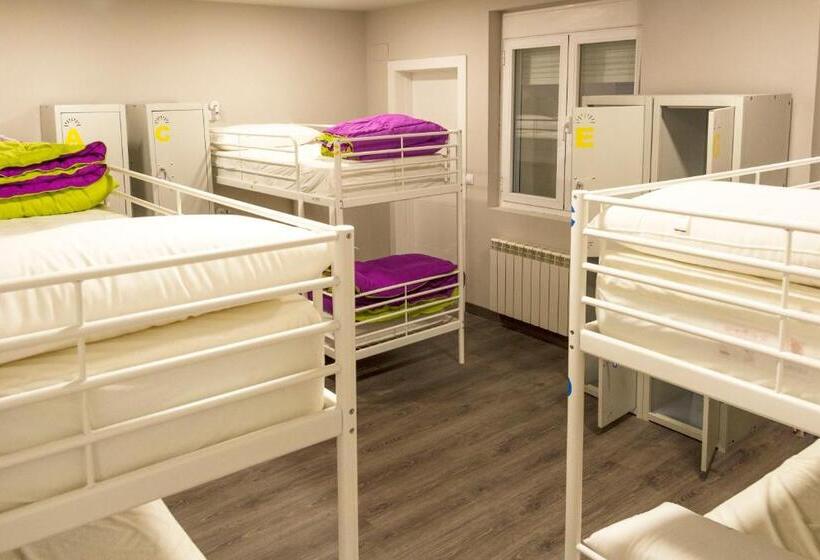 تختخواب در اتاق مشترک, Hostel Catedral Burgos